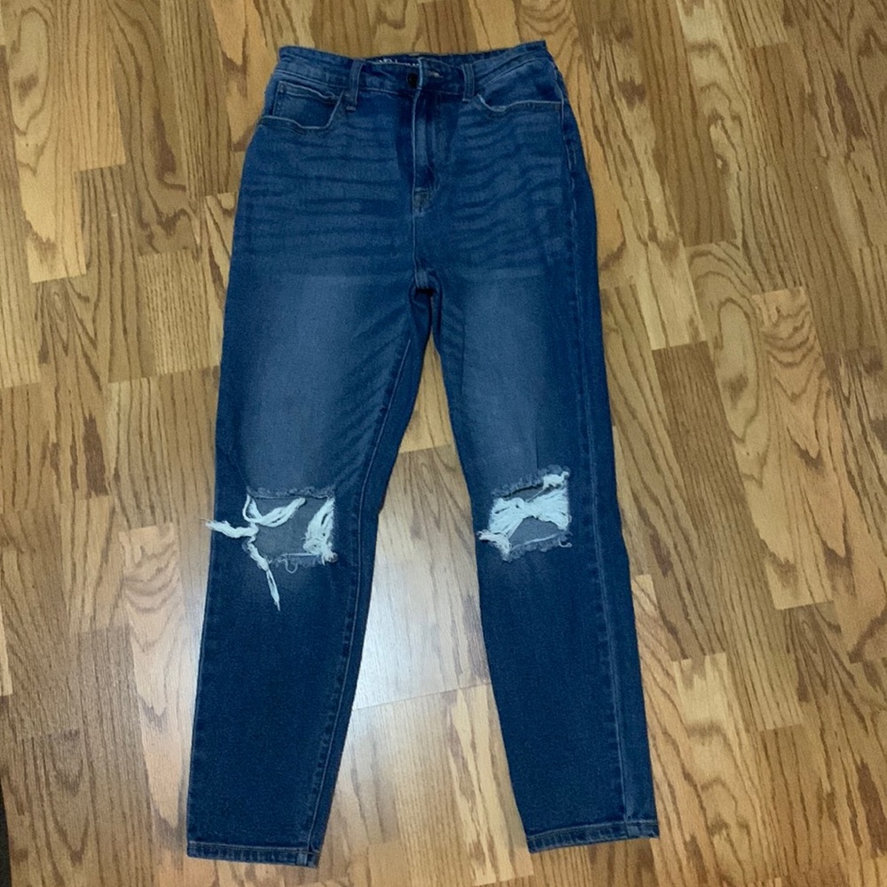No boundaries Jeans. High waisted